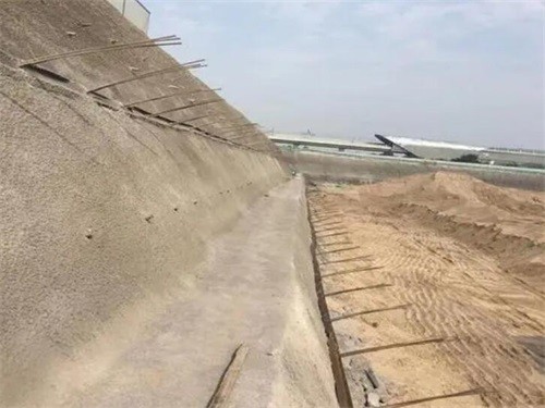隆德河道边坡加固